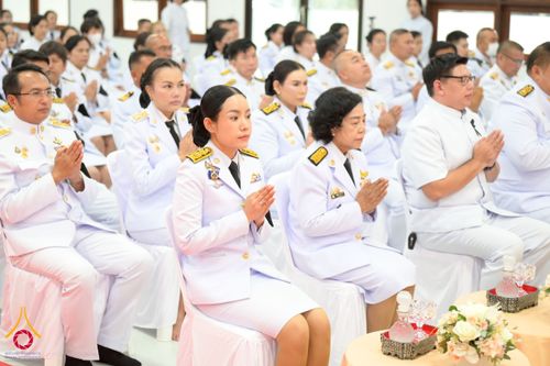 ภาพ No.262476:วันที่ 30 ตุลาคม พ.ศ. 2568 พสกนิกรอำเภอคลองหลวง จัดพิธีบำเพ็ญกุศลสัตตมวาร ถวายพระราชกุศลแด่สมเด็จพระพันปีหลวง ณ วัดพระธรรมกาย