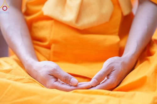 ภาพ No.189195:พระธรรมยาตราปฏิบัติธรรม และถ่ายภาพหมู่ประวัติศาสตร์ ในโครงการธรรมยาตรา กตัญญูบูชา มหาปูชนียาจารย์ พระมงคลเทพมุนี(สด จนฺทสโร) พระผู้ปราบมาร อนุสรณ์สถาน 7 แห่ง ปีที่ 13 วันที่ 4 มกราคม พ.ศ. 2568 ณ อนุสรณ์สถานมหาวิหารพระมงคลเทพมุนี (โลตัสแลนด์) อ.สองพี่น้อง