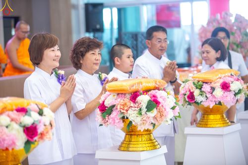 ภาพ No.128854:พิธีทอดผ้าป่าฉลองมหารัตนเจดีย์สิริปทุมสวรรค์ ณ ศูนย์ปฏิบัติธรรมภาคใต้ อ.บางกล่ำ จ.สงขลา วันที่ 10 มีนาคม พ.ศ. 2567