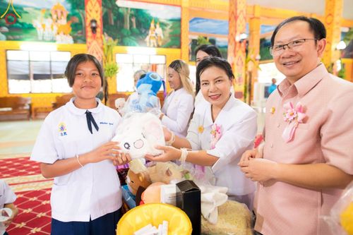 ภาพ No.98974:พิธีทอดกฐินสามัคคีทั่วไทย 5,000 วัด  ณ วัดกันทรอมอุดม อ.ขุนหาญ จ.ศรีสะเกษ วันที่ 26 พฤศจิกายน พ.ศ. 2566