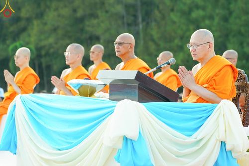 ภาพ No.174516:พิธีประดิษฐานดวงแก้วบรมเศรษฐี นาคีพ่นสมบัติใหญ่ ลานเอนกประสงค์พญานาค 4 ตระกูล วันที่ 15 พฤศจิกายน พ.ศ. 2567 ณ พุทธอุทยานนานาชาติ จ.หนองคาย