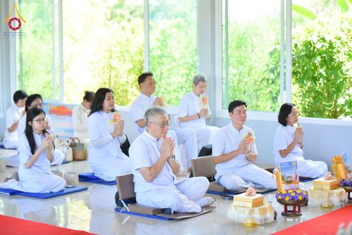 ภาพ No.174897:พิธีทอดกฐิน ศูนย์ปฏิบัติธรรมท่าม่วง ต.ทุ่งทอง อ.ท่าม่วง จ.กาญจนบุรี ในโครงการกฐินสามัคคีทั่วไทย 30,000 วัด บูชาธรรม 80 ปี หลวงพ่อธัมมชโย โดยคณะศิษยานุศิษย์วัดพระธรรมกาย วันที่ 9 พฤศจิกายน พ.ศ. 2567