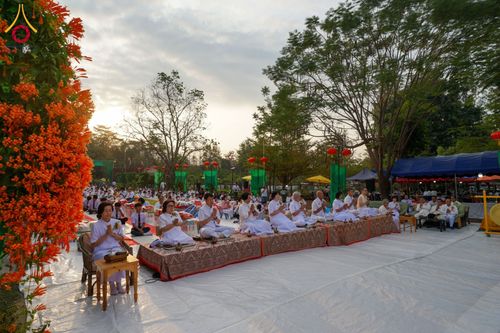 ภาพ No.206759:พิธีตักบาตรพระ 1,000 รูป ปืที่ 7 วันอาทิตย์ที่ 9 กุมภาพันธ์ พ.ศ. 2568 ณ วัดห้วยตองสัก อำเภอจอมทอง จังหวัดเชียงใหม่