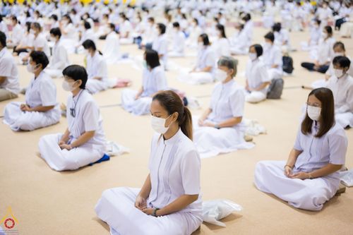 ภาพ No.84323:พิธีเจริญพระพุทธมนต์ ปฏิบัติธรรม เจริญสมาธิภาวนา เพื่อถวายพระพรชัยมงคล และถวายพระราชกุศลแด่พระบาทสมเด็จพระปรเมนทรรามาธิบดีศรีสินทรมหาวชิราลงกรณ พระวชิรเกล้าเจ้าอยู่หัว เนื่องในวันเฉลิมพระชนมพรรษา วันที่ 28 กรกฎาคม พ.ศ. 2566