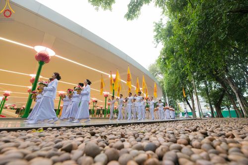 ภาพ No.156660:พิธีบรรพชาอุปสมบท ธรรมทายาท โครงการอุปสมบทหมู่บูชาธรรมครบรอบ 107 ปี วันครูผู้ค้นพบวิชชาธรรมกาย ณ โบสถ์พระไตรปิฏก วัดพระธรรมกาย วันเสาร์ที่ 14 กันยายน พ.ศ. 2567