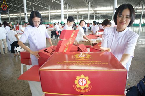 ภาพ No.210870:วันที่ 15 มีนาคม พ.ศ. 2568  บุญบรรจุกล่องไทยธรรม เพื่อถวายแด่พระสังฆาธิการ 40,000 กว่าวัดทั่วไทย ในวันคุ้มครองโลก 22 เมษายน พ.ศ. 2568