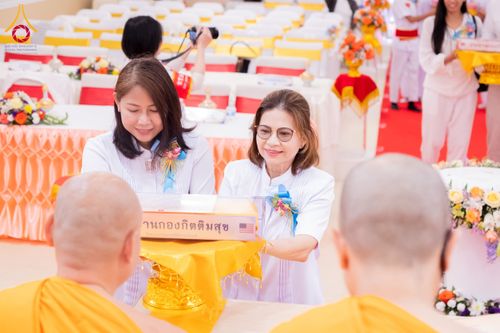 ภาพ No.175008:พิธีทอดกฐิน วัดพระธรรมกายซิลิคอนวัลเลย์ มลรัฐแคลิฟอร์เนีย ประเทศสหรัฐอเมริกา บูชาธรรม 80 ปี หลวงพ่อธัมมชโย โดยคณะศิษยานุศิษย์วัดพระธรรมกาย วันที่ 27 ตุลาคม พ.ศ. 2567