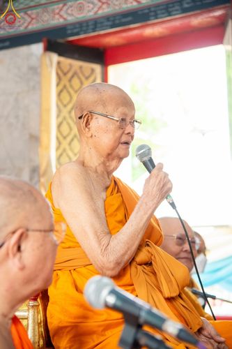 ภาพ No.165094:พิธีทอดกฐิน ณ วัดใหม่พิเรนทร์ แขวงวัดอรุณ เขตบางกอกใหญ่ กรุงเทพมหานคร ในโครงการกฐินสามัคคีทั่วไทย 30,000 วัด บูชาธรรม 80 ปี หลวงพ่อธัมมชโย โดยคณะศิษยานุศิษย์วัดพระธรรมกาย วันที่ 20 ตุลาคม พ.ศ. 2567