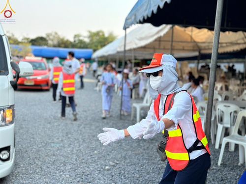 ภาพ No.116948:V.16 เป็นทีม การเตรียมงาน เก็บงาน การรับบุญของเจ้าหน้าที่หน่วยงานต่างๆ เพื่อโครงการธรรมยาตรา กตัญญูบูชามหาปูชนียาจารย์ พระมงคลเทพมุนี (สด จนฺทสโร) พระผู้ปราบมาร อนุสรณ์สถาน 7 แห่ง ปีที่ 12 ระหว่างวันที่ 2 - 31 มกราคม พ.ศ. 2567