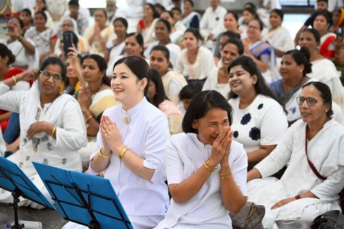 ภาพ No.263295:วันที่ 14 ตุลาคม พ.ศ. 2568 กฐินวัดถ้ำพุทธตรีรัศมี เมืองนาสิก รัฐมหาราษฎร์ ประเทศอินเดีย 