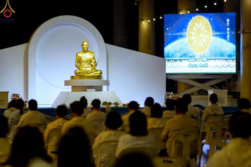 ภาพ No.211068:วันพฤหัสบดีที่ 13 มีนาคม พ.ศ. 2568  กิจกรรมวันพระ ขึ้น 15 ค่ำ เดือน 4 พิธีบุพเปตพลี ครั้งที่ 160 และ พิธีฉลองชัยสวดธัมจักรกัปปวัตนสูตร ครบ 7,196,000,000 จบ ณ วัดพระธรรมกาย