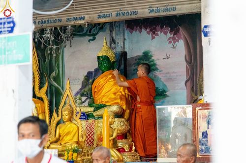 ภาพ No.92987:พิธีทอดกฐินสามัคคีทั่วไทย 5,000 วัด โดยคณะศิษยานุศิษย์วัดพระธรรมกาย น้อมบูชาธรรม 79 ปี หลวงพ่อธัมมชโย ณ วัดทรงศิรินาวาส จ.บุรีรัมย์ วันที่ 8 พฤศจิกายน พ.ศ.2566