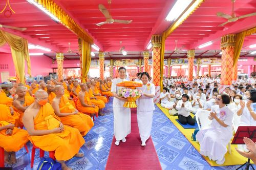 ภาพ No.203511:พิธีทอดผ้าป่าทำนุบำรุงศาสนสถาน ณ วัดตะเคียน ตำบลบางคูเวียง อำเภอบางกรวย จังหวัดนนทบุรี ในโครงการธรรมยาตรา กตัญญูบูชา มหาปูชนียาจารย์ พระมงคลเทพมุนี(สด จนฺทสโร) พระผู้ปราบมาร อนุสรณ์สถาน 7 แห่ง ปีที่ 13 วันที่ 29 มกราคม พ.ศ. 2568