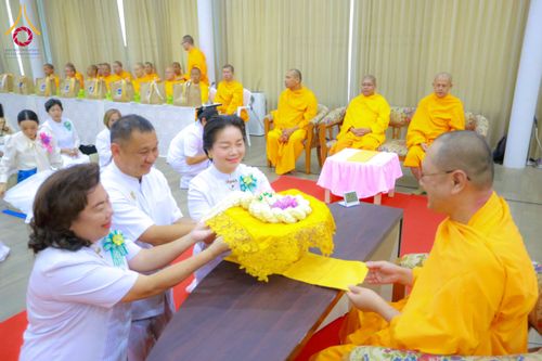 ภาพ No.197553:พิธีถวายสังฆทานคณะสงฆ์ 2 นิกายเชื่อมสัมพันธ์ไทย-เกาหลี วันอาทิตย์ที่ 5 มกราคม พ.ศ. 2568 ณ อาคารชมรมภาวนารักษ์ วัดพระธรรมกาย อำเภอคลองหลวง จังหวัดปทุมธานี