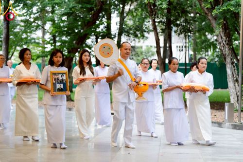 ภาพ No.223568:วันที่ 11 พฤษภาคม พ.ศ. 2568 พิธีบรรพชาของอุบาสก พิสิทธิ์ หมื่นแกล้ว  ณ วัดพระธรรมกาย