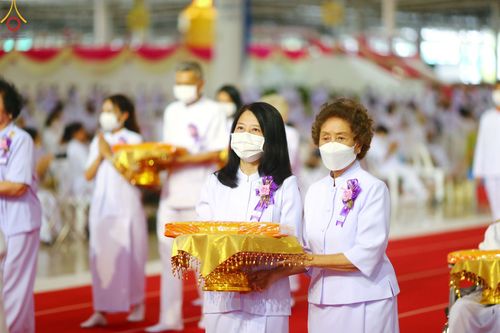 ภาพ No.88946:พิธีทอดผ้าป่าสมทบกฐินครั้งที่ 2 วันศุกร์ที่ 29 กันยายน พ.ศ. 2566 วันเพ็ญขึ้น 15 ค่ำ เดือน 10 ณ ห้องแก้วสารพัดนึก 1 วัดพระธรรมกาย