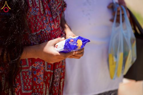 ภาพ No.225649:วันที่ 5 พฤษภาคม พ.ศ. 2568 พิธีบิณฑบาตรอบเมืองนูวราอิลิย่า ฉลองเทศกาลวิสาขบูชา แห่งชาติประเทศศรีลังกา