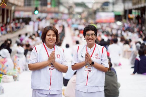 ภาพ No.245819:วันที่ 13-14 กันยายน พ.ศ. 2568 เจ้าหน้าที่ทุกสถานะ ทุกส่วนงาน ร่วมแรงร่วมใจ ปฏิบัติหน้าที่ เตรียมงาน เก็บงาน ตักบาตรพระ 555 รูป อ.เบตง จยะลา