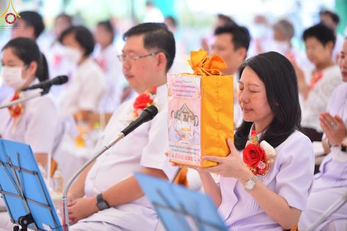 ภาพ No.123987:พิธีทอดผ้าป่า ปิดแผ่นทองค้ำฟ้า ครบรอบ 1 ปี สถาปนาอาคาร 80 ปี หลวงพ่อธัมมชโย ณ ศูนย์ปฏิบัติธรรมวิหารแดง ตำบลเจริญธรรม อำเภอวิหารแดง จ.สระบุรี วันที่ 18 กุมภาพันธ์ พ.ศ. 2567