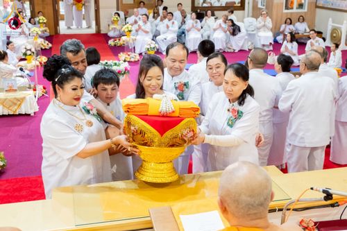 ภาพ No.274257:วันอาทิตย์ที่ 26 ตุลาคม พ.ศ. 2568  พิธีทอดกฐินธรรมชัย สร้างทุกสิ่ง ณ วัดพระธรรมกายออเรกอน ประเทศสหรัฐอเมริกา