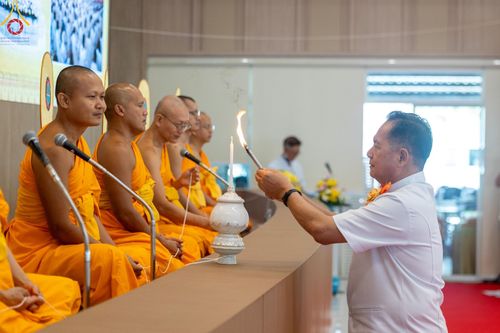 ภาพ No.148582:พิธีบุพเปตพลี, พิธีทอดผ้าป่า, พิธีไถ่ชีวิตโค 80 ตัว ให้ชีวิตสัตว์เป็นทาน ณ ศูนย์ปฎิบัติธรรมภาคใต้ อ.บางกล่ำ จ.สงขลา วันเสาร์ที่ 10 สิงหาคม พ.ศ. 2567