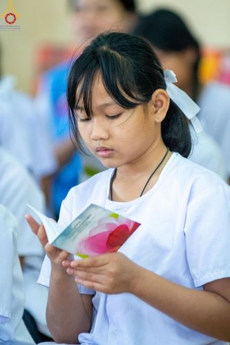 ภาพ No.196824:พิธีทอดผ้าป่าทำนุบำรุงศาสนสถาน ณ วัดโพธิ์เอน ต.บางขุนกอง อ.บางกรวย จ.นนทบุรี ในโครงการธรรมยาตรา กตัญญูบูชา มหาปูชนียาจารย์ พระมงคลเทพมุนี(สด จนฺทสโร) พระผู้ปราบมาร อนุสรณ์สถาน 7 แห่ง ปีที่ 13 วันที่ 17 มกราคม พ.ศ. 2568