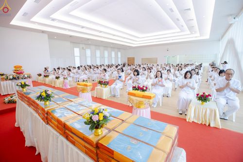 ภาพ No.254254:วันที่ 12 ตุลาคม พ.ศ. 2568 พิธีทอดกฐินสามัคคีวัดพระธรรมกายสิงคโปร์  新加坡法身寺功德衣法会 Dhammakaya Centre Singapore Kathina Ceremony  