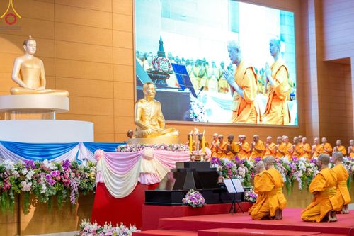 ภาพ No.154268:พิธีบูชาครูผู้ค้นพบวิชชาธรรมกาย ณ สภาธรรมกายสากล วัดพระธรรมกาย วันอังคารที่ 17 กันยายน พ.ศ. 2567