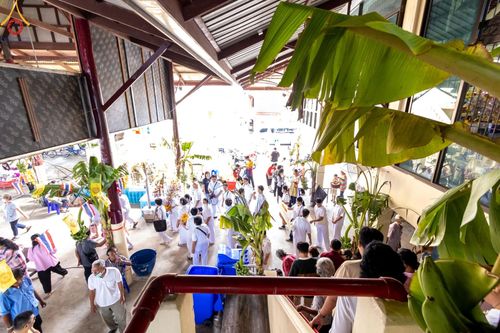 ภาพ No.162456:โครงการกฐินสามัคคีทั่วไทย 30,000 วัด  บูชาธรรม 80 ปี หลวงพ่อธัมมชโย  โดย คณะศิษยานุศิษย์วัดพระธรรมกาย ณ วัดลานตากฟ้า อ.นครชัยศรี จ.นครปฐม วันศุกร์ที่ 18 ตุลาคม พ.ศ. 2567