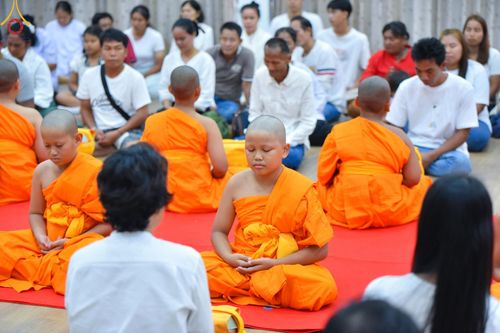 ภาพ No.133618:พิธีบรรพชาสามเณร ณ ศูนย์ปฏิบัติธรรมเขาคิชฌกูฏ จ.จันทบุรี วันที่ 4 เมษายน พ.ศ. 2567
