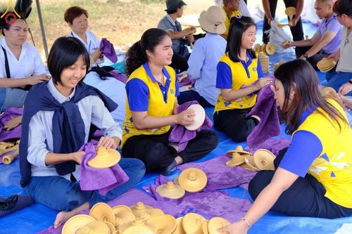 ภาพ No.127447:V.31 ทุ่มเทเพื่อบางกล่ำ การเตรียมงานของเจ้าหน้าที่หน่วยงานต่างๆ  เพื่องานธรรมยาตราอัญเชิญพระบรมสารีริกธาตุ ประดิษฐาน ณ มหารัตนเจดีย์สิริปทุมสวรรค์ (เจดีย์อริยพุทธะ 5 พระองค์) ณ ศูนย์ปฏิบัติธรรมภาคใต้ อ.บางกล่ำ จ.สงขลา ระหว่างวันที่ 9-10 มีนาคม พ.ศ. 2567