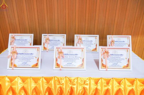 ภาพ No.89753:พิธีวางแผ่นจารึกชื่อ เพื่อนำไปประดิษฐานไว้ในฐานองค์พระประธาน เนื่องในโอกาสครบรอบ 10 ปี ศูนย์ปฏิบัติธรรมนครราชสีมา วันอาทิตย์ที่ 24 กันยายน พ.ศ. 2566