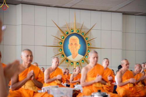 ภาพ No.184785:พิธีถวายภัตตาหารเมนูสวรรค์ "เพื่อการบรรลุธรรม" เนื่องในวาระอายุวัฒนมงคล 84 ปี หลวงพ่อทัตตชีโว วันเสาร์ที่ 21 ธันวาคม พ.ศ. 2567 ณ หอฉันคุณยายอาจารย์ฯ วัดพระธรรมกาย