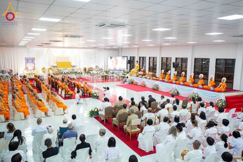 ภาพ No.315511:วันพุธที่ 25 มีนาคม พ.ศ. 2569 พิธีบำเพ็ญกุศล คุณพ่อณรงค์ จินตมากุล  สิริอายุ 99 ปี 11 เดือน โยมบิดา พระครูปลัดรัตนวีรวัฒน์ (รังสฤษดิ์ อิทฺธิจินตโก) ที่ปรึกษาเจ้าคณะจังหวัดปทุมธานี เจ้าอาวาสวัดพระธรรมกาย  ณ ห้องปลูกศรัทธา 2 วัดพระธรรมกาย ปทุมธานี