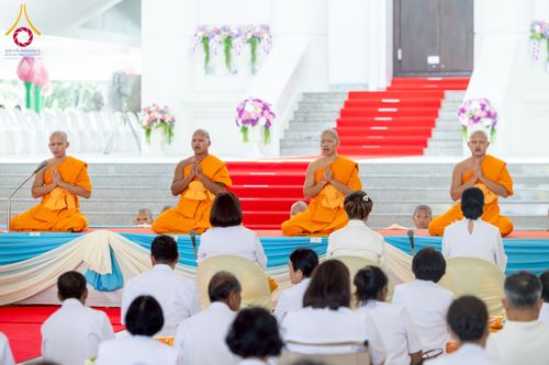 ภาพ No.223736:วันอาทิตย์ที่ 11 พฤษภาคม พ.ศ. 2568 พิธีอุปสมบทสามเณรเปรียญธรรมอุปสมบทอุทิศชีวิต 9 รูป อุบาสก 1 ท่าน ณ อุโบสถพระไตรปิฏกวัดพระธรรมกาย