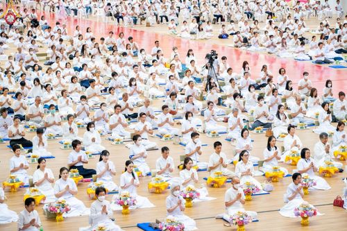 ภาพ No.136877:พิธีถวายหนังสือธรรมะ บาลี นักธรรม ทางก้าวหน้า ณ ห้องแก้วสารพัดนึก 2 วัดพระธรรมกาย วันเสาร์ที่ 11 พฤษภาคม พ.ศ. 2567