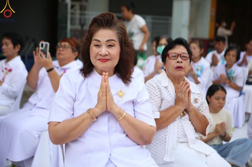 ภาพ No.146238:ตักบาตรพระ 1,384 รูป ทำบุญเมืองฝางครบรอบ 1,383 ปี ถวายเป็นพระราชกุศลแด่พระบาทสมเด็จพระเจ้าอยู่หัว เนื่องในโอกาสพระราชพิธีมหามงคล เฉลิมพระชนมพรรษา 6 รอบ 72 พรรษา วันเสาร์ที่ 27 กรกฎาคม พ.ศ.2567  ณ ถนนหน้าที่ว่าการอำเภอฝาง จ.เชียงใหม่