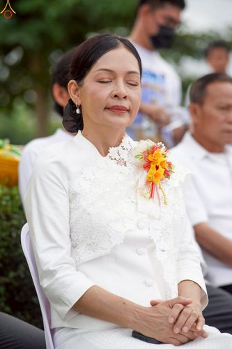 ภาพ No.229847:วันพฤหัสบดีที่ 26 มิถุนายน พ.ศ. 2568 พิธีตักบาตรพระ 1,165 รูป ฉลองก่อตั้งเมืองวานรนิวาส ครบรอบ 164 ปี ณ ถนนวานรนิวาส-อากาศอำนวย อ.วานรนิวาส จ.สกลนคร