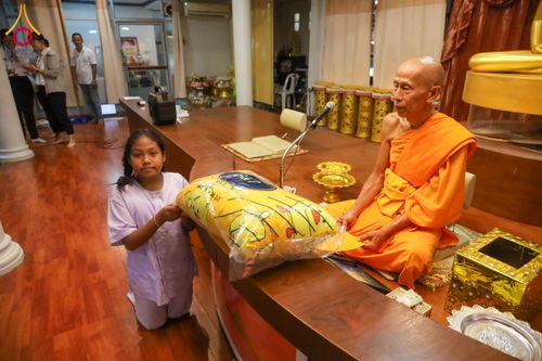 ภาพ No.180149:กิจกรรมวันรวมพลังเด็กดี V-Star ผู้นำฟื้นฟูศีลธรรมโลก ประจำปีพุทธศักราช 2567 จังหวัดสุโขทัย เพื่อรวมพลังสร้างความดี นั่งสมาธิภาวนาถวายเป็นพุทธบูชา และเพื่อส่งเสริมการเรียนรู้พระพุทธศาสนา วันที่ 3 ธันวาคม พ.ศ. 2567