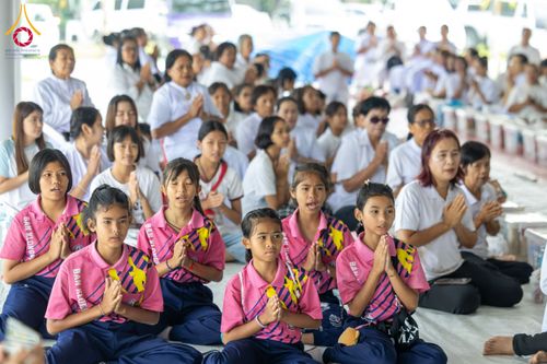 ภาพ No.212427:วันเสาร์ที่ 22 มีนาคม พ.ศ. 2568 พิธีถวายสังฆทานแด่คณะสงฆ์ 323 วัด ปีที่ 21 ครั้งที่ 175 พิธีมอบกองทุนหนุนแรงใจช่วยครูใต้ ปีที่ 18 ครั้งที่ 139 และพิธีทำบุญอุทิศส่วนกุศลให้ผู้วายชนม์ ณ ศูนย์ปฏิบัติธรรมภาคใต้ อำเภอบางกล่ำ จังหวัดสงขลา