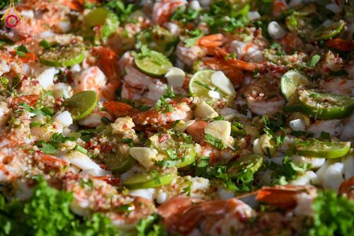 ภาพ No.106685:พิธีถวายภัตตาหารเป็นสังฆทาน แด่คณะพระธรรมยาตราฯ ในโครงการธรรมยาตรากตัญญูบูชา มหาปูชนียาจารย์ พระมงคลเทพมุนี(สด จนฺทสโร) พระผู้ปราบมาร อนุสรณ์สถาน 7 แห่ง ปีที่ 12 วันที่ 6 มกราคม พ.ศ. 2567 ณ อนุสรณ์สถานโลตัสแลนด์ จ.สุพรรณบุรี