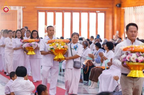 ภาพ No.200020:พิธีทอดผ้าป่าทำนุบำรุงศาสนสถาน ณ วัดบางไผ่นารถ ตำบลบางไทรป่า อำเภอบางเลน จังหวัดนครปฐม ในโครงการธรรมยาตรา กตัญญูบูชา มหาปูชนียาจารย์ พระมงคลเทพมุนี(สด จนฺทสโร) พระผู้ปราบมาร อนุสรณ์สถาน 7 แห่ง ปีที่ 13 วันที่ 22 มกราคม พ.ศ. 2568