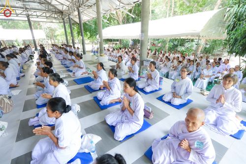 ภาพ No.158270:โครงการอบรมอุบาสก อุบาสิกาแก้ว  ตัวแทนทอดกฐิน 30,000 วัด ทั่วไทย บูชาธรรม 80 ปี หลวงพ่อธัมมชโย ระหว่างวันที่ 20-22 กันยายน พ.ศ. 2567 ณ จังหวัดบุรีรัมย์ รุ่นที่ 3