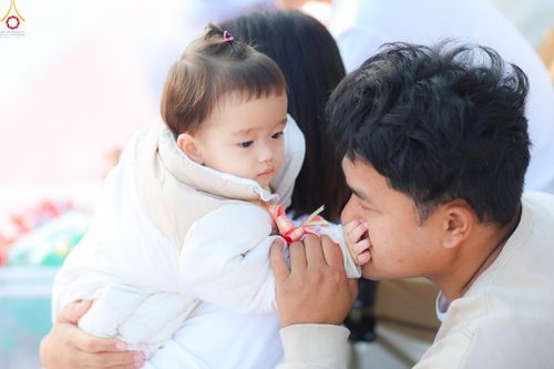 ภาพ No.292401:วันที่ 11 มกราคม พ.ศ. 2569 พิธีตักบาตรพระธรรมยาตรา ณ อนุสรณ์สถานคลองบางนางแท่น อ.สามพราน จ.นครปฐม ในโครงการธรรมยาตรา กตัญญูบูชา มหาปูชนียาจารย์ พระมงคลเทพมุนี(สด จนฺทสโร) พระผู้ปราบมาร อนุสรณ์สถาน 7 แห่ง ปีที่ 14