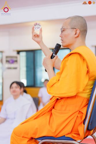 ภาพ No.283559:วันอาทิตย์ที่ 21 ธันวาคม  2568 พิธีบิณฑบาตฉลองสามเณรใหม่ ประเทศอินโดนีเซีย