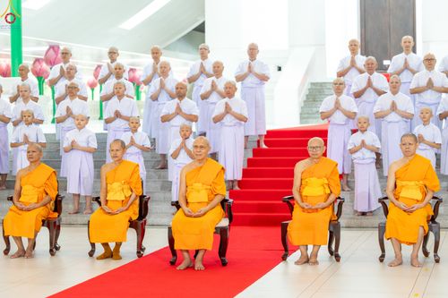 ภาพ No.338806:วันที่ 11 กรกฎาคม พศ.2569 พิธีบรรพชาอุปสมบท โครงการอุปสมบทหมู่ธรรมทายาทนานาชาติ  IDOP รุ่นที่ 21 (ภาษาจีน)  จากประเทศจีน มาเลเซีย สิงคโปร์ และไต้หวัน , โครงการบรรพชาสามเณรโรงเรียนนานาชาติ รุ่นที่ 15