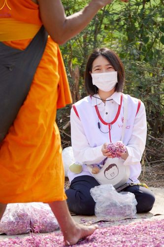 ภาพ No.306689:ภาพเบื้องหลังอาสาสมัครรวมใจ ชุดที่ 5 ในโครงการธรรมยาตรา กตัญญูบูชา มหาปูชนียาจารย์ พระมงคลเทพมุนี(สด จนฺทสโร) พระผู้ปราบมาร อนุสรณ์สถาน 7 แห่ง ปีที่ 14