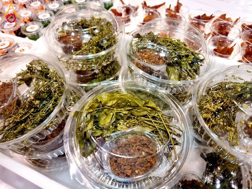 ภาพ No.204404:พิธีถวายภัตตาหารเป็นสังฆทาน แด่พระธรรมยาตรา ณ วัดพระธรรมกาย ตำบลคลองสาม อำเภอคลองหลวง จังหวัดปทุมธานี ในโครงการธรรมยาตรา กตัญญูบูชา มหาปูชนียาจารย์ พระมงคลเทพมุนี(สด จนฺทสโร) พระผู้ปราบมาร อนุสรณ์สถาน 7 แห่ง ปีที่ 13 วันที่ 31 มกราคม พ.ศ. 2568