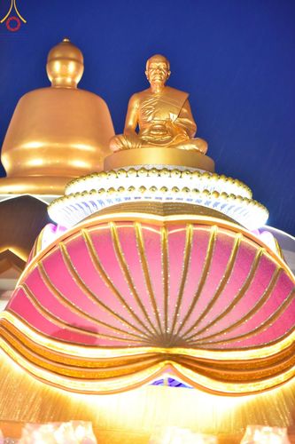 ภาพ No.118302:พิธีจุดประทีปถวายเป็นพุทธบูชา และบูชาธรรมมหาปูชนียาจารย์ พระมงคลเทพมุนี(สด จนฺทสโร) วันที่ 24 มกราคม พ.ศ. 2567 ณ อนุสรณ์สถานบางปลา อ.บางเลน จ.นครปฐม