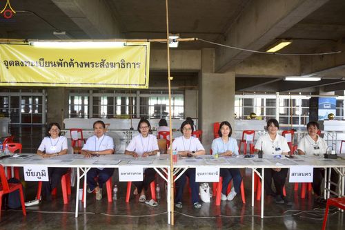 ภาพ No.225174:วันที่ 20 - 27 เมษายน พ.ศ. 2568 "ภาพแห่งความปลื้มที่ไม่มีวันจบ" คณะสงฆ์สามเณร เจ้าหน้าที่ และสาธุชน ร่วมแรงร่วมใจกันเตรียมงานและเก็บงาน เพื่อวันคุ้มครองโลก พิธีถวายมหาสังฆทานคณะสงฆ์ 40,000 กว่าวัดทั่วประเทศ